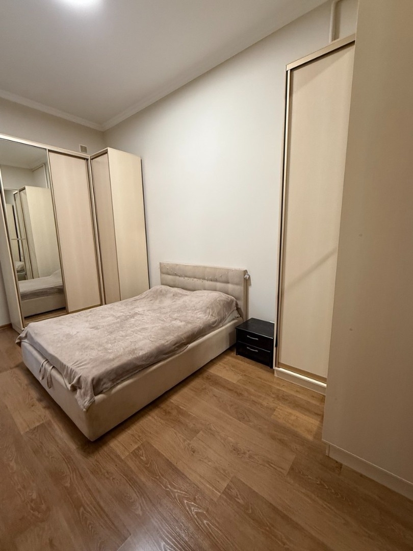 продажа трехкомнатной квартиры номер A-174579 в Приморском районе, фото номер 17